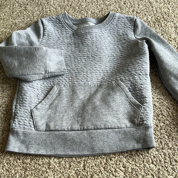 ON Kangaroo Pouch Crewneck - Picture 4 of 4